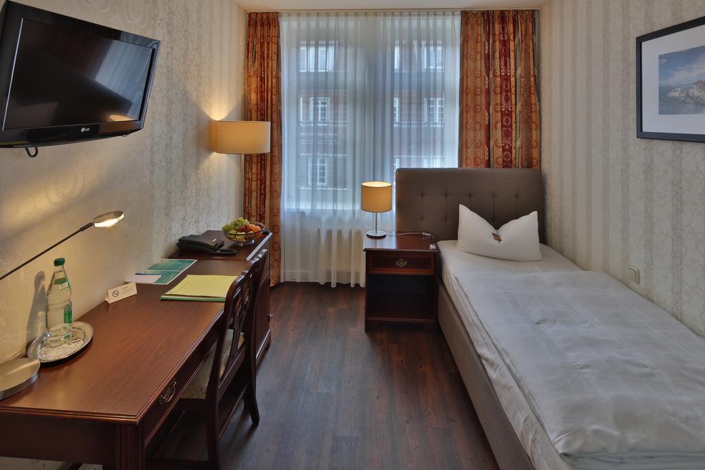 Hotel Elefant Schwerin  Habitación foto