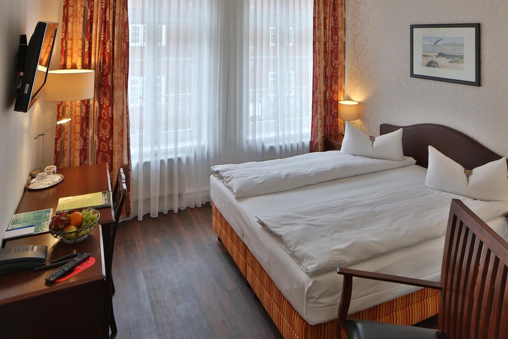 Hotel Elefant Schwerin  Habitación foto